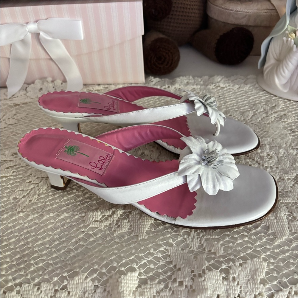 Lilly Pulitzer White Heels with Floral Accent